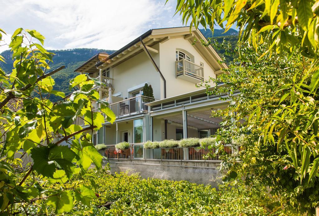 Hotel Residence Pernhof Termeno Exterior foto